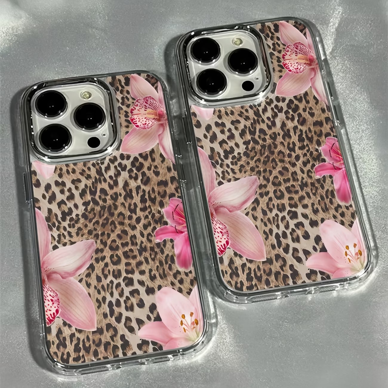 Phone Cases Best - Transparante telefoonhoes met luipaardprint en leliebloem